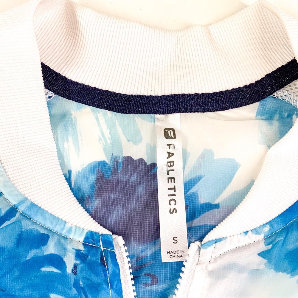 Fabletics Atlantic Jacket Breathable Tropical - image 8